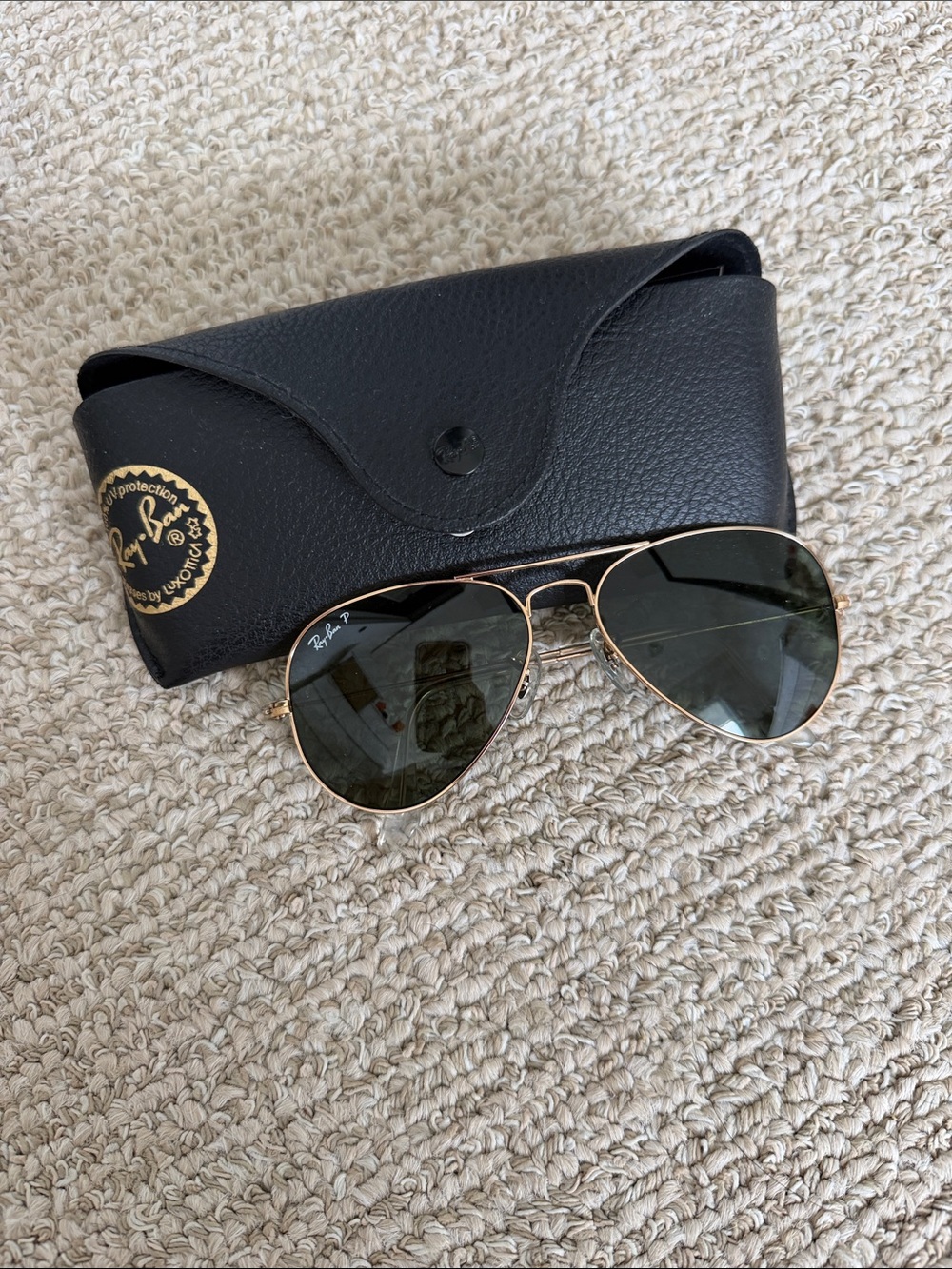 Ray-Ban Aviator Sunglasses Gold Frame with Dark Green Lenses